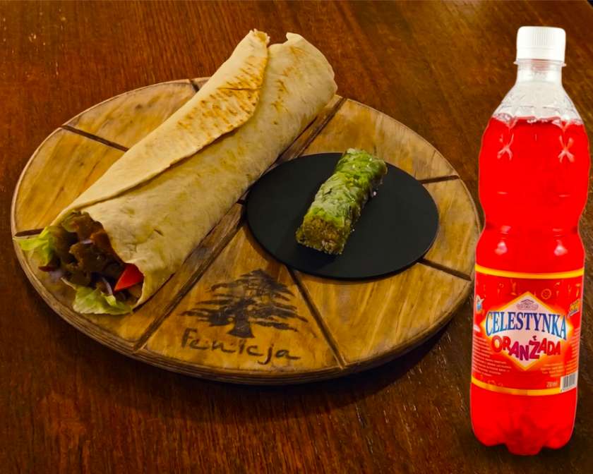 Lawasz kebab wołowy [mega, baklawa pistacjowa, oranżada]