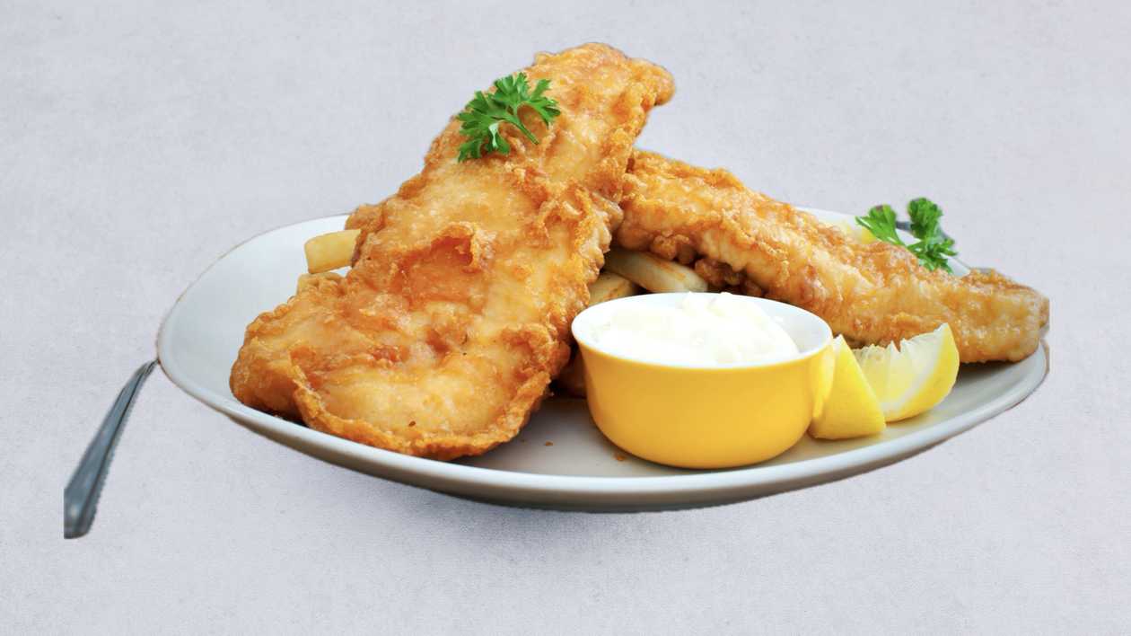 Filet z morszczuka w panierce i puree