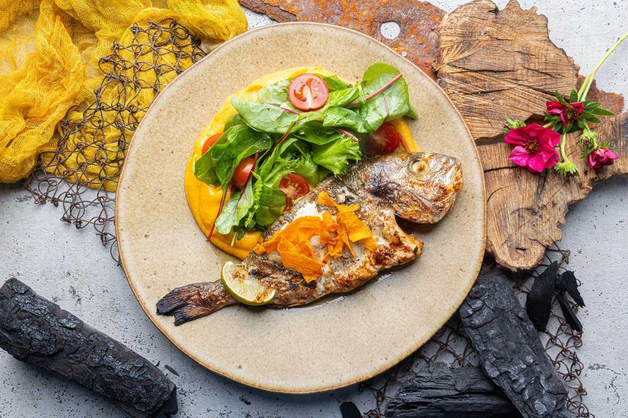 Grillitud Vahemere dorada