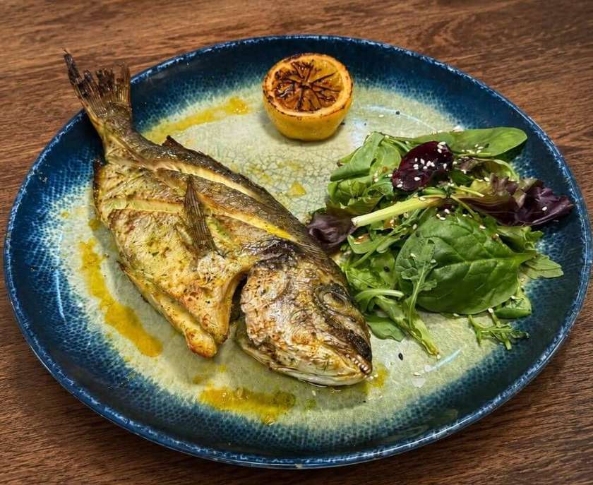 Dorada marinata la cuptor