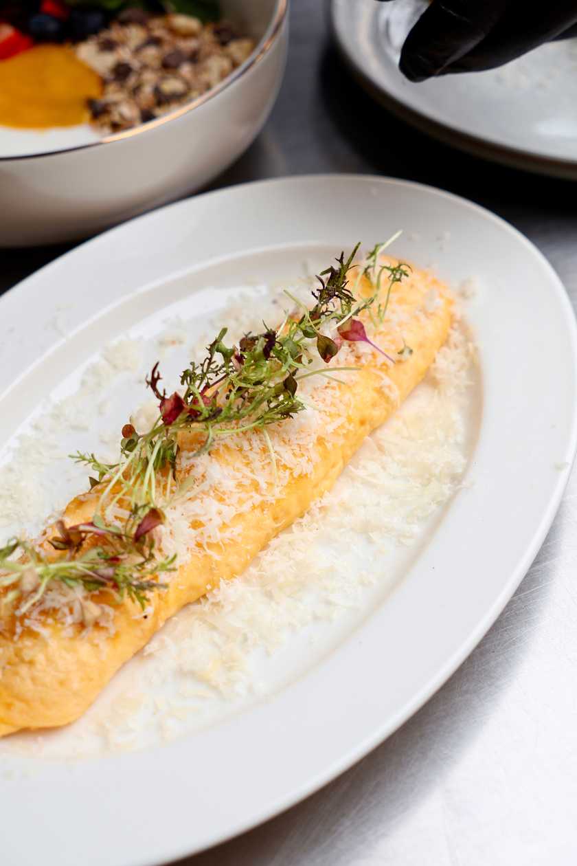 Francuski omlet z parmezanem