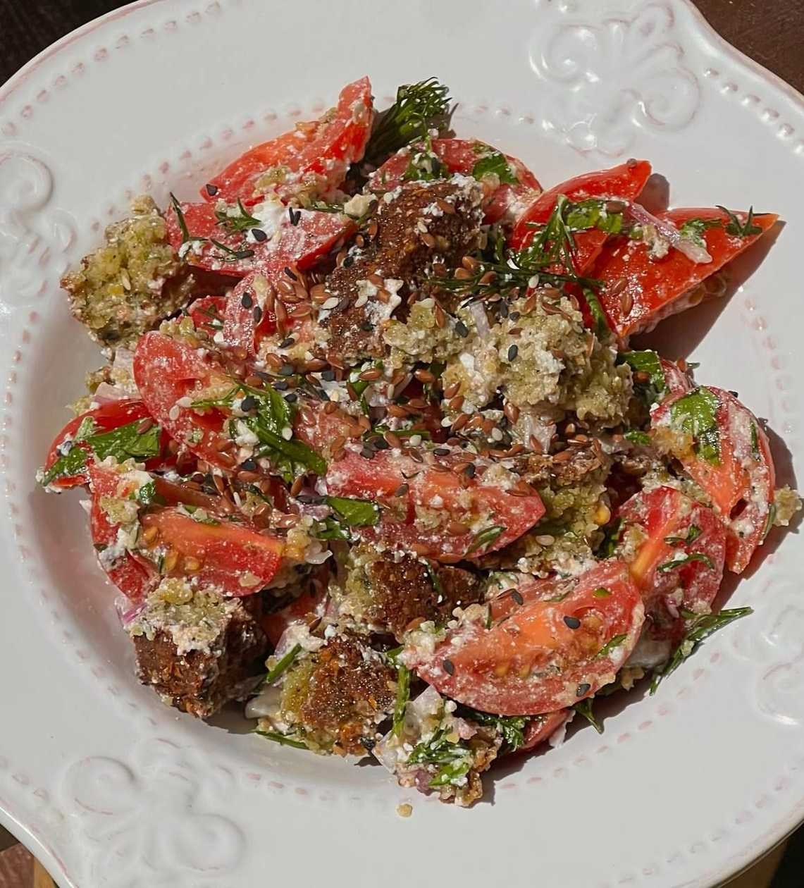 Falafel salad