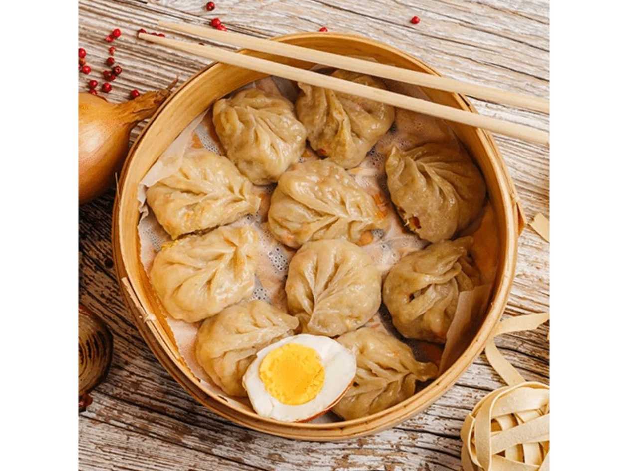 Pierogi z Warzywami, Makaronem Sojowym, Jajkiem