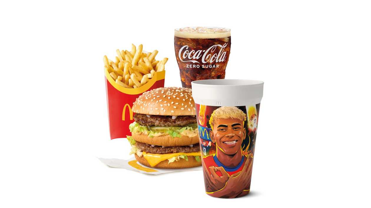 FIFA World Cup™ комплeкт с Big Mac®