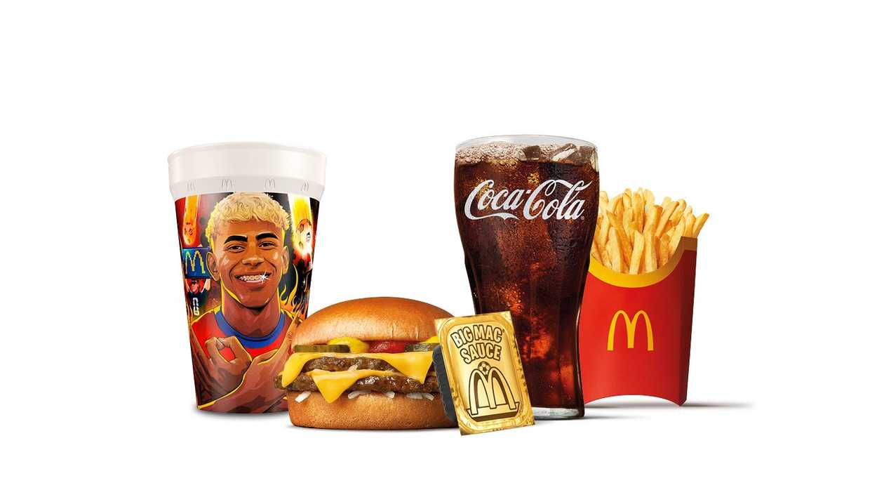 Double Cheeseburger FIFA World Cup Meal