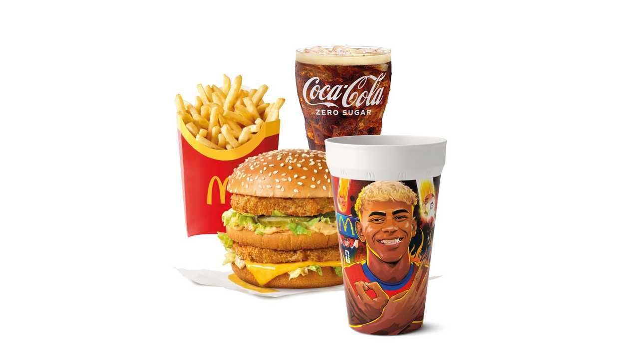 FIFA World Cup™ комплeкт с Big Mac® с курицей
