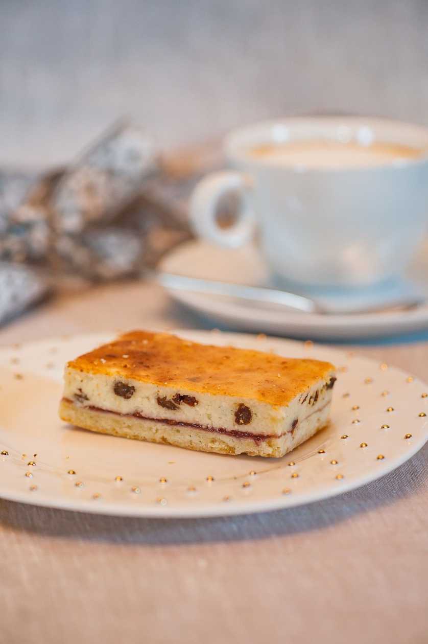 Biezpienmaizīte ar rozīnēm, 110g