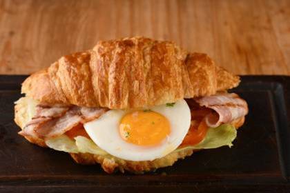 Bacon & Egg Croissant