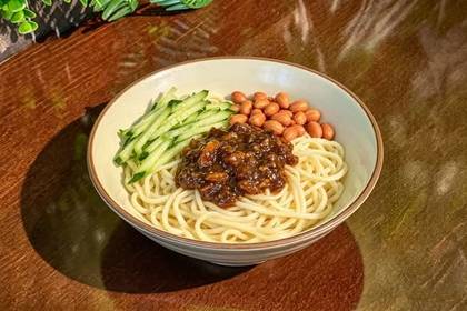 21. Zha Jiang Noodles