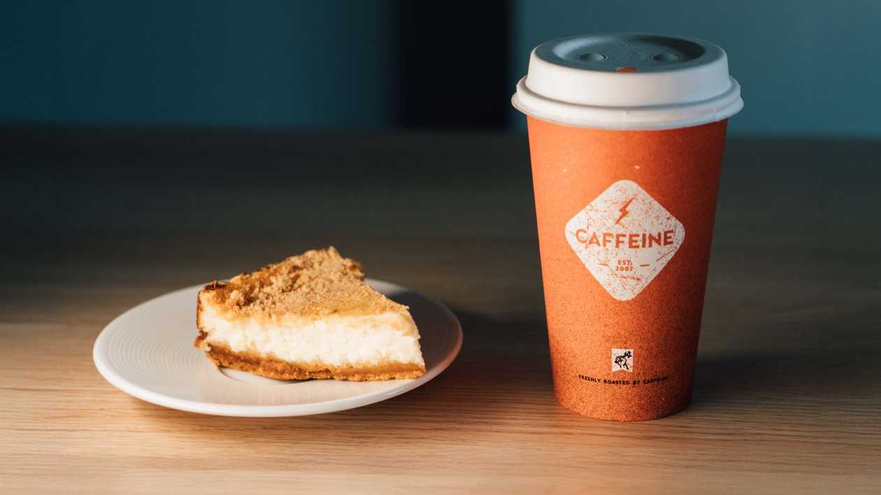 Cappuccino 470ml + Cheesecake - classic 1 pc. 140g
