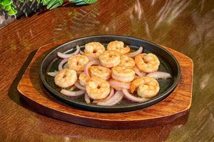 46. Sizzler Peeled Prawns With Garlic