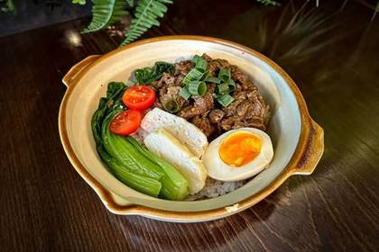 31. Rice Casserole With Braised Beef