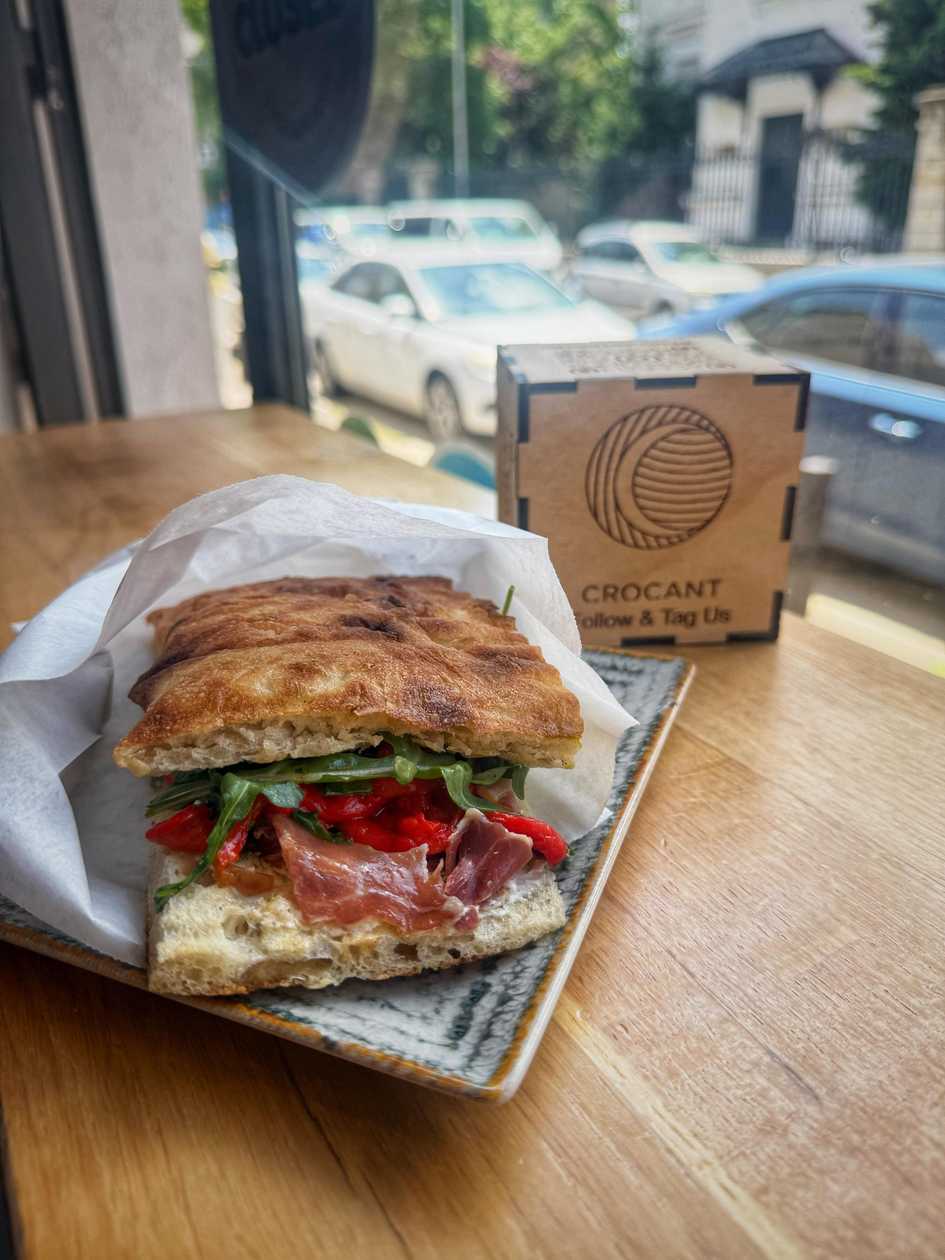 PROSCIUTTO FOCACCIA