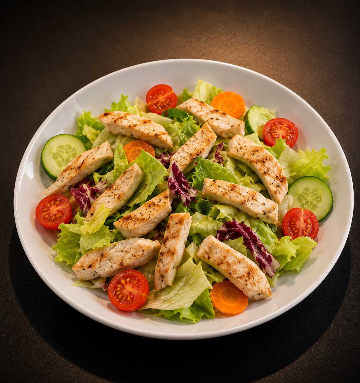 Insalata mista con petti di pollo