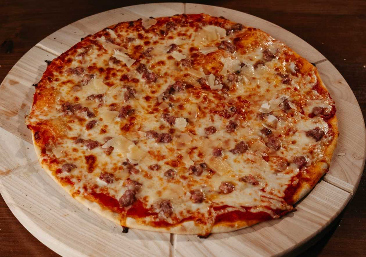 Pizza Salsicia Ø 32cm