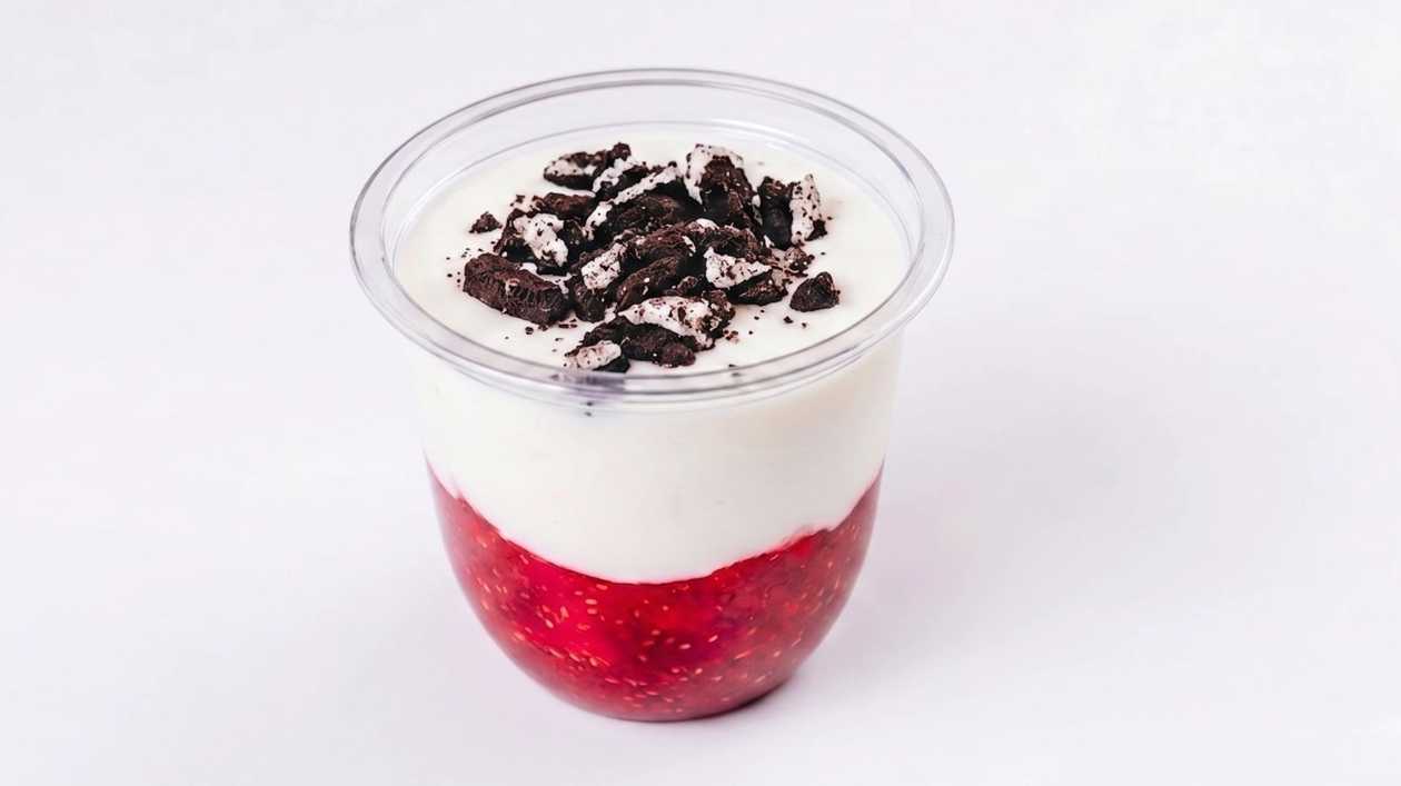 Strawberry Oreo Protein Pot