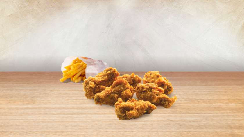 6 HOT N FLAKEY WINGS & Small Fries