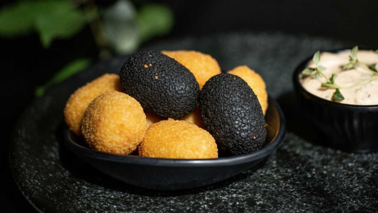 Cheese balls with seasoned mayonnaise