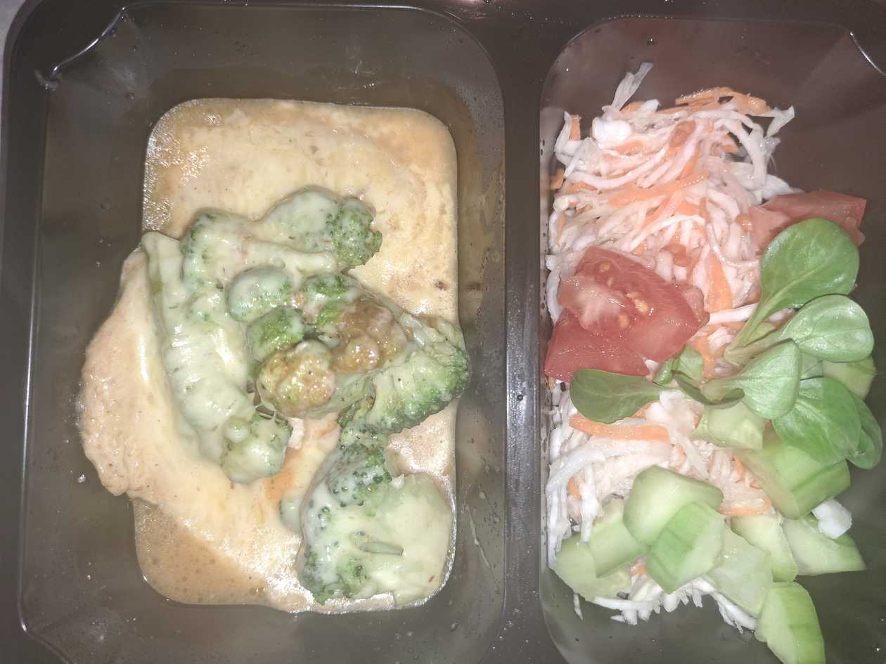 Chicken with broccoli