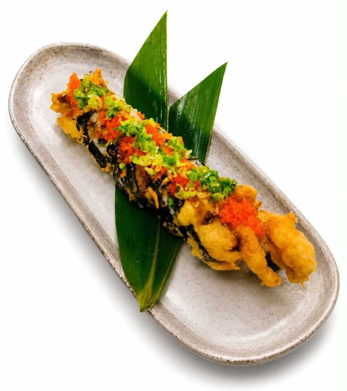 Hot roll futo soft-shell crab tempura