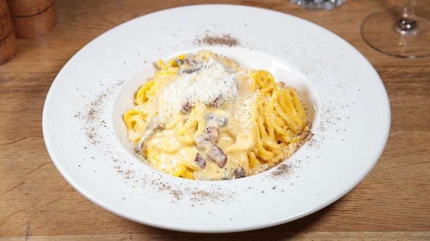 Spaghete Carbonara