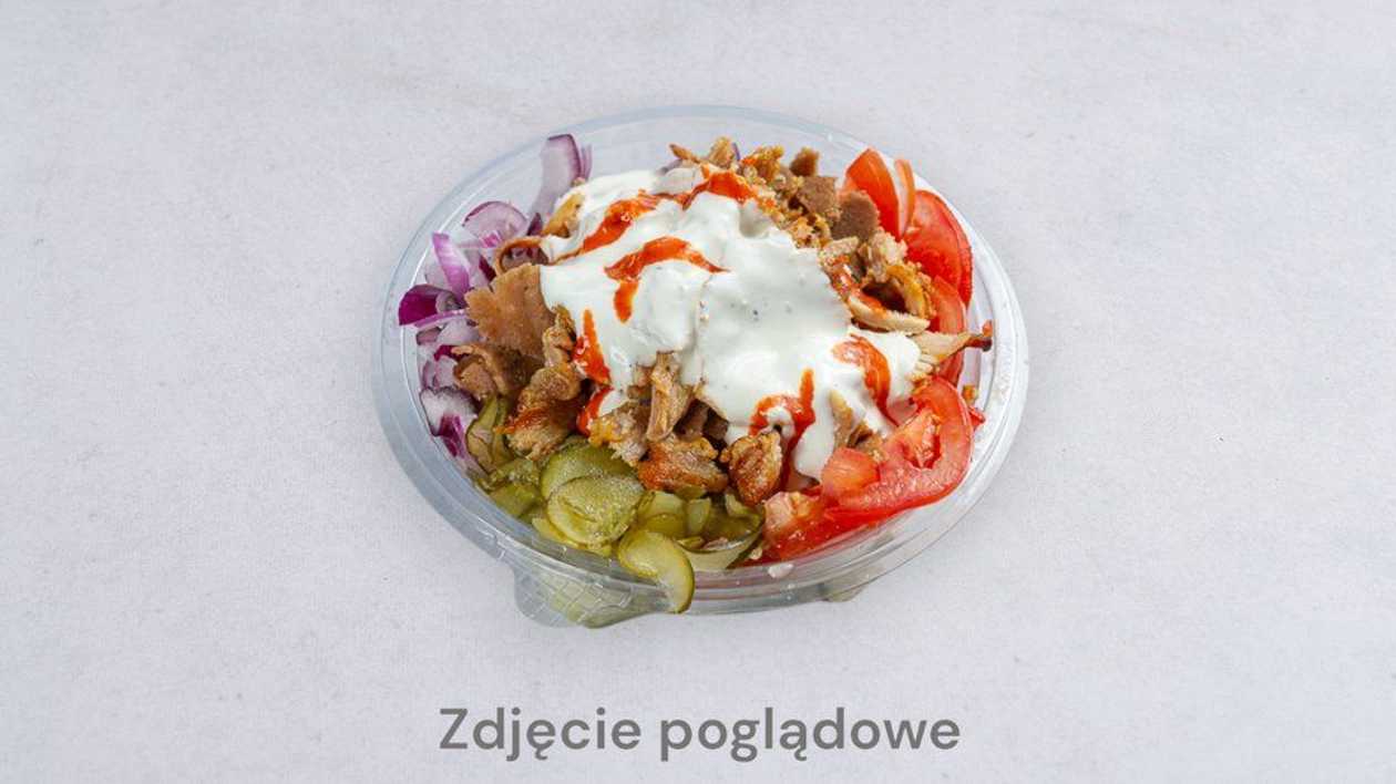 Sałatka z mięsem z kurczaka