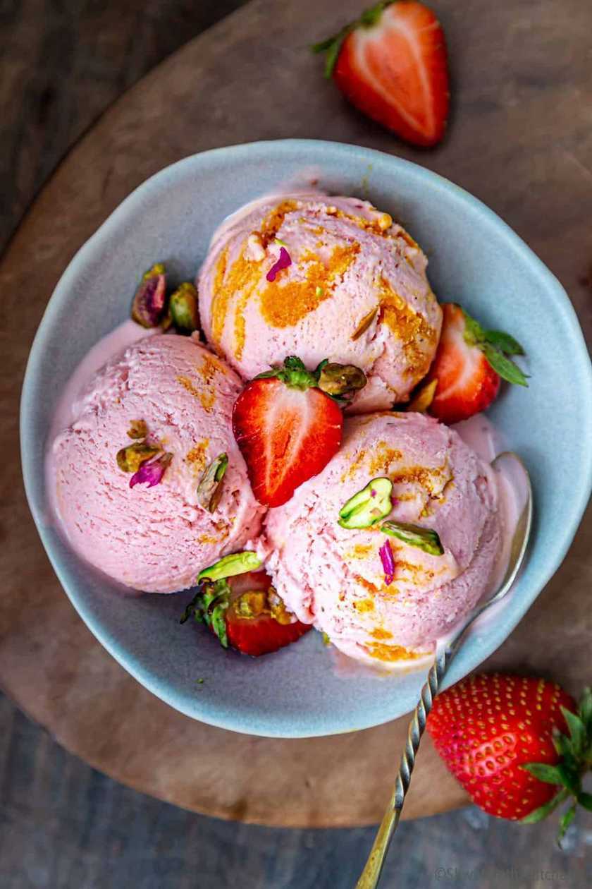 Mango Strawberry Ice Cream Milkshake