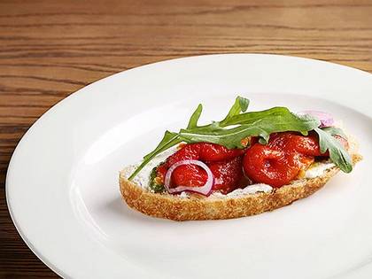 Bruschetta with baked peppers