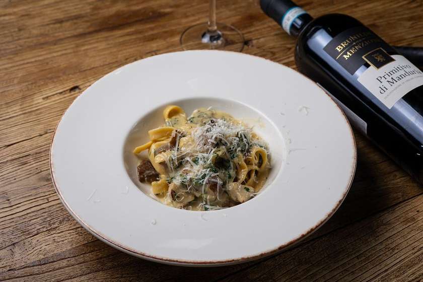 Tagliatelle with porcini mushrooms