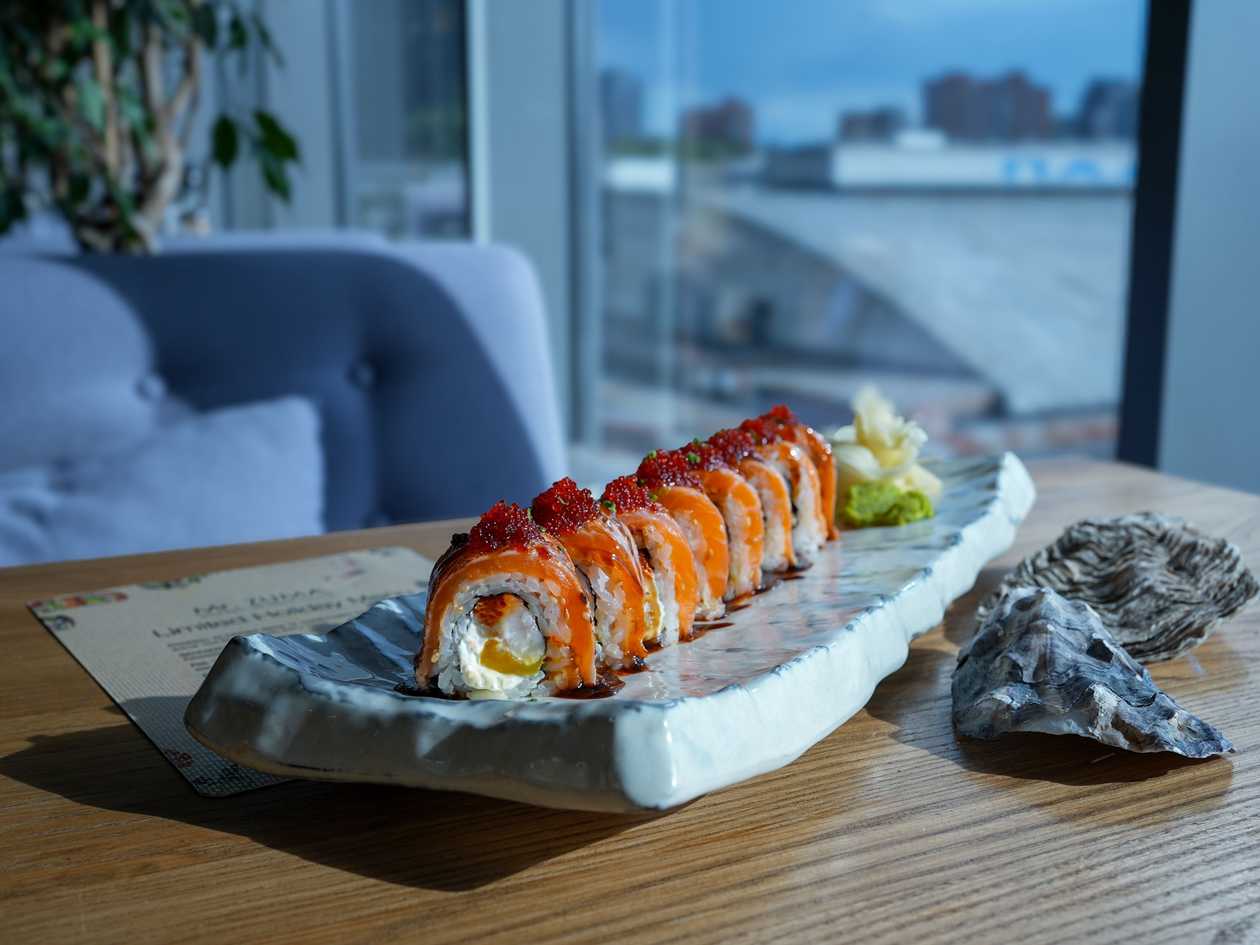 Salmon Tataki Roll with Shrimp and Mango