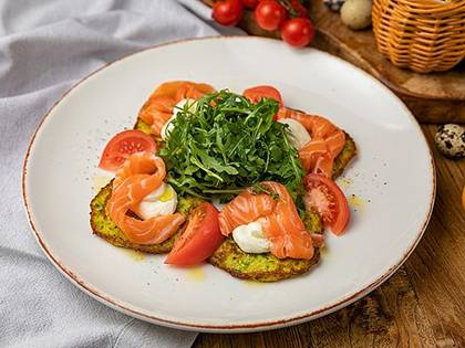 Pancakes with zucchini, salmon and Philadelphia cheese