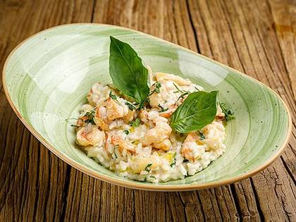 Risotto with artichoke and shrimps