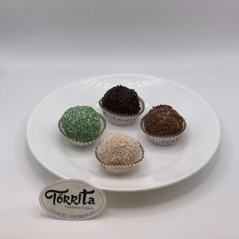 Brigadeiros 4 Units