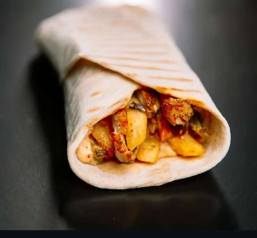 Toyuq Lavaş Şaurma