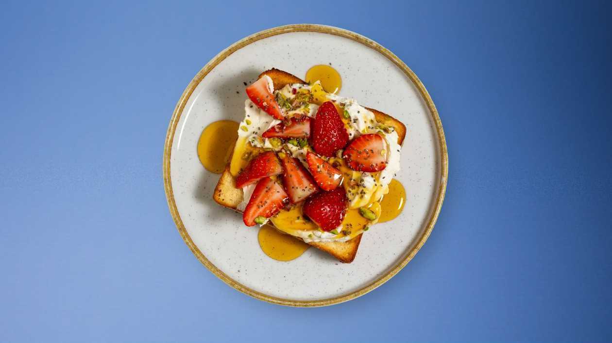Strawberries Cream Cheese Toast