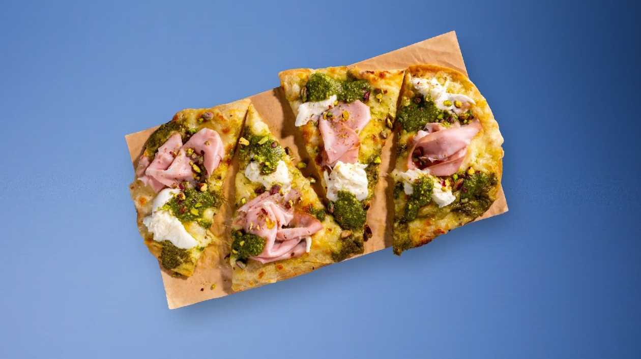 Mortadella Pesto Pinsa