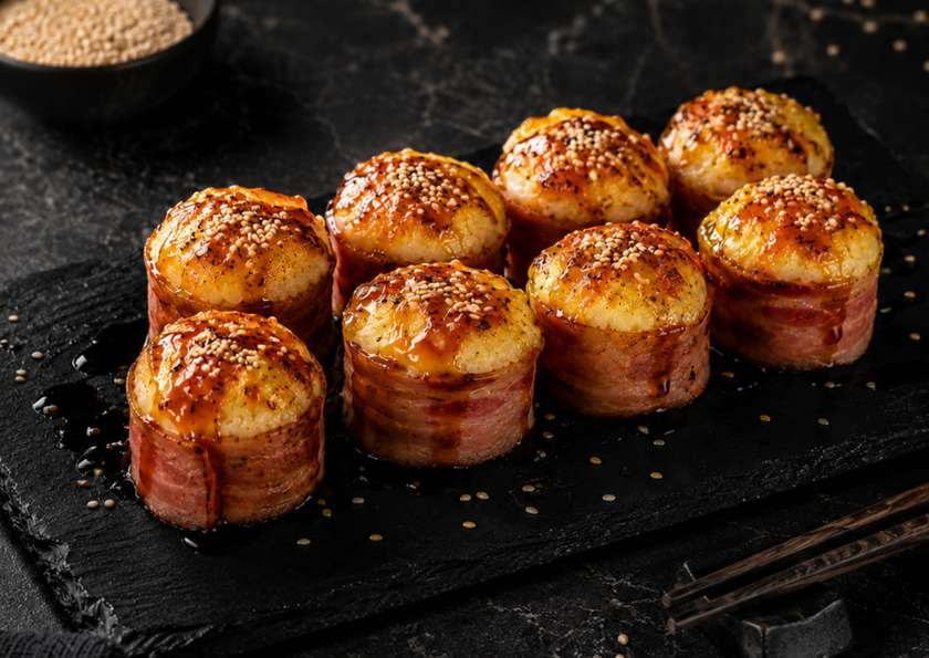#14 Baked Chicken & Bacon Maki 8pcs