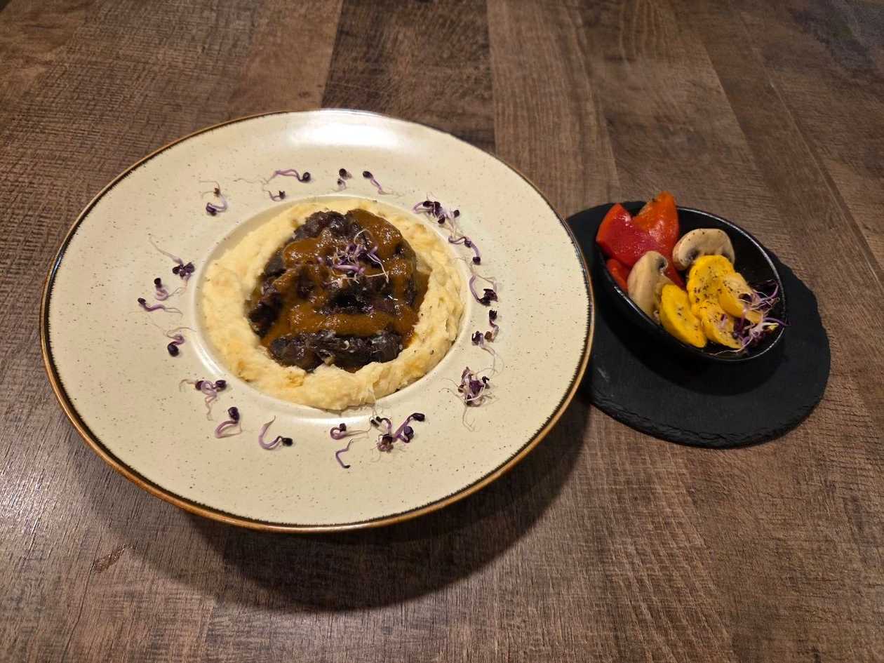 Braised Beef Cheeks