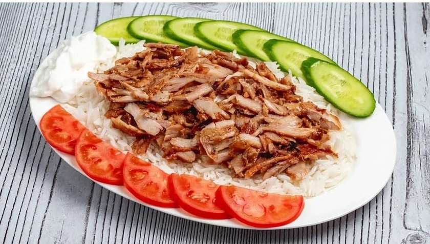 Toyuq Dönər Plovüstü + Cola
