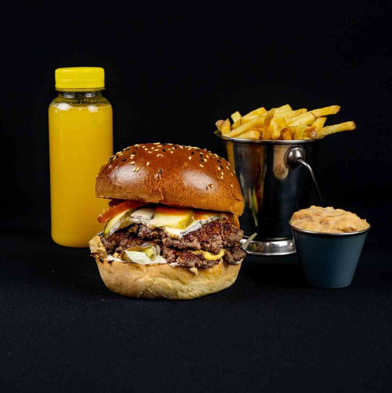 Combo Smashed BlueCheese Burger