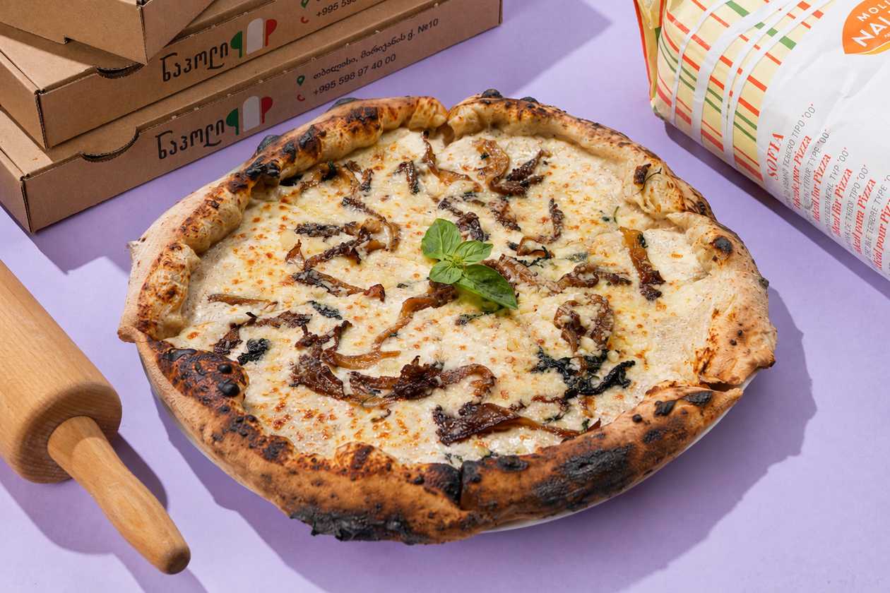 Pizza Funghi