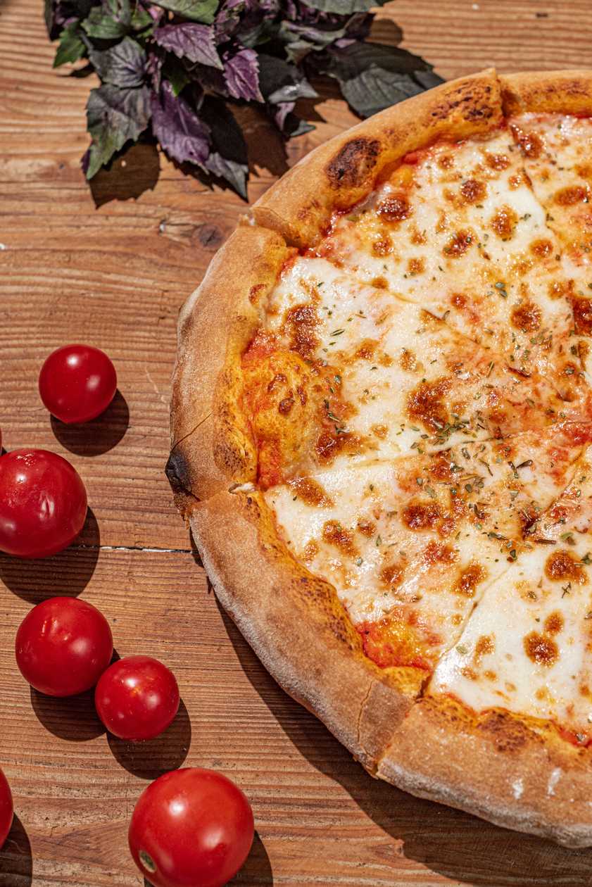 Pizza Margherita (4 pc)