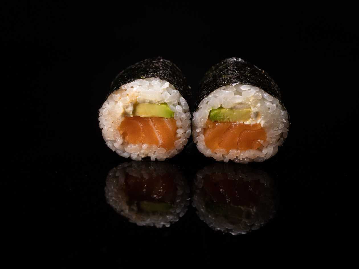 MA1. Salmon Maki