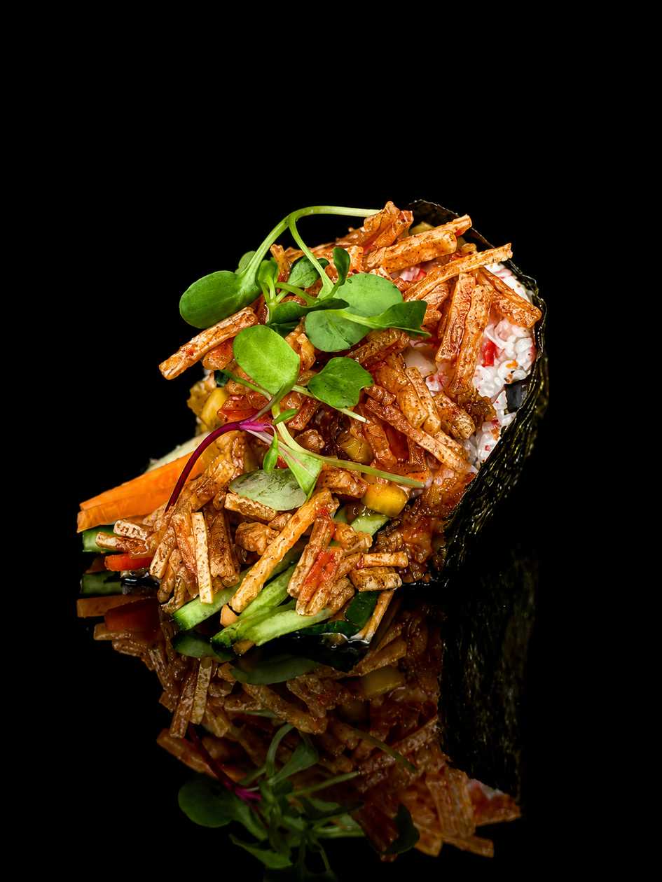 TE3. Crunchy Tempura Crap and Teriyaki King Prawn Temaki