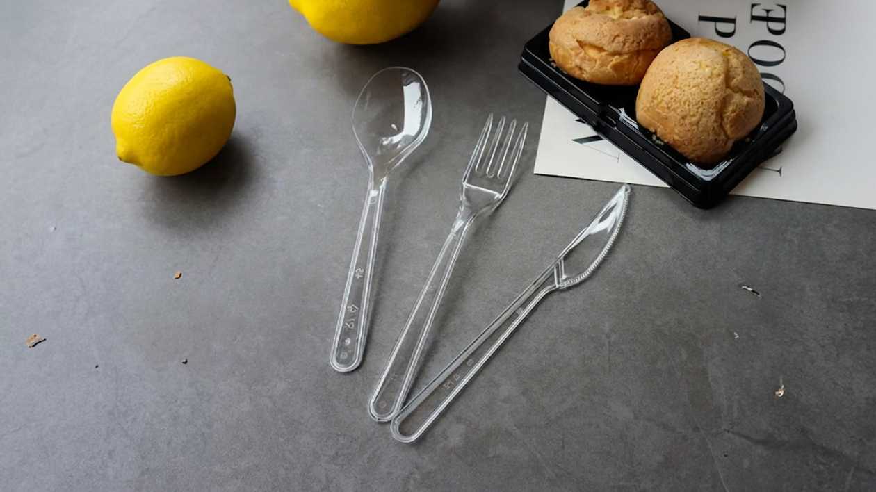 Disposable cutlery (fork and knife)