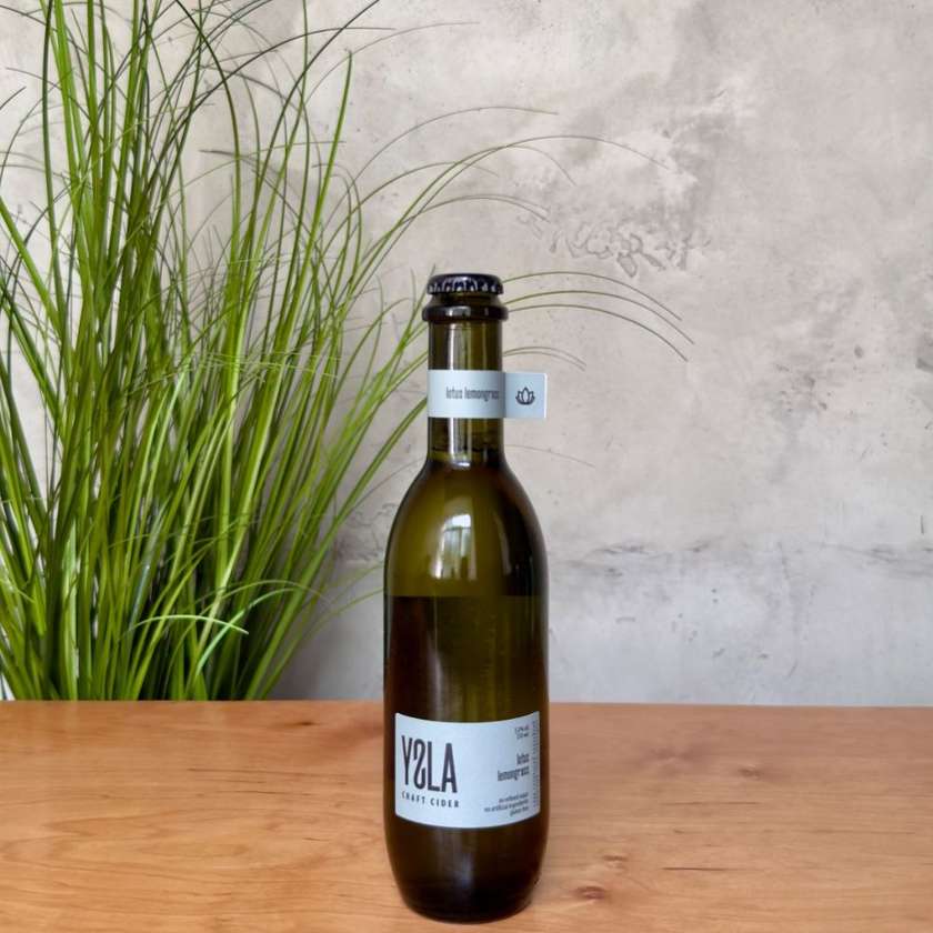 Сидр напівсухий YSLA Lotus Lemongrass 0,33 л.