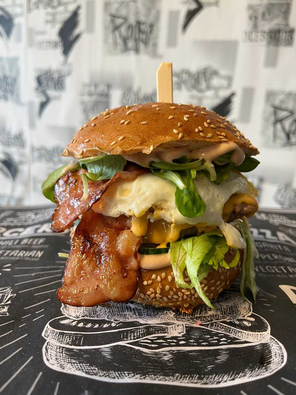 Double Speciál Burger