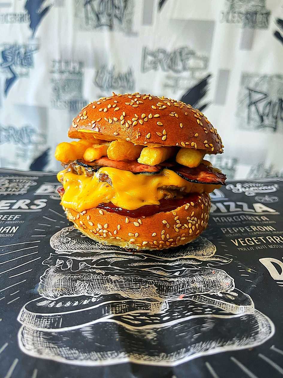 Smash Cheddar Burger
