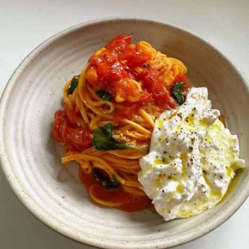 Spaghetti com Burrata