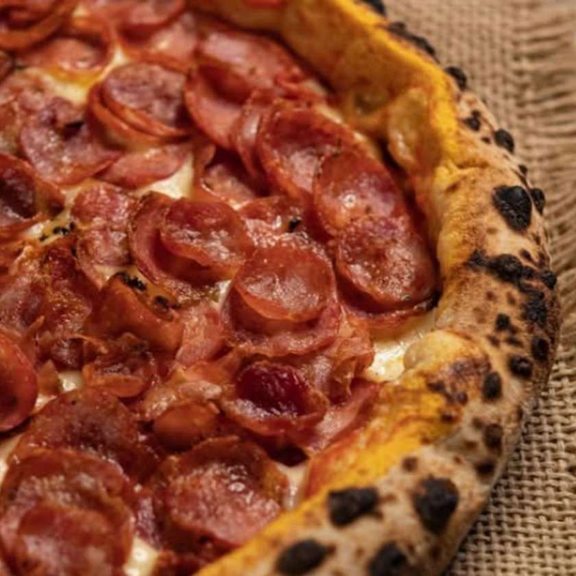 🎁 2x1 Pizza Affumicata